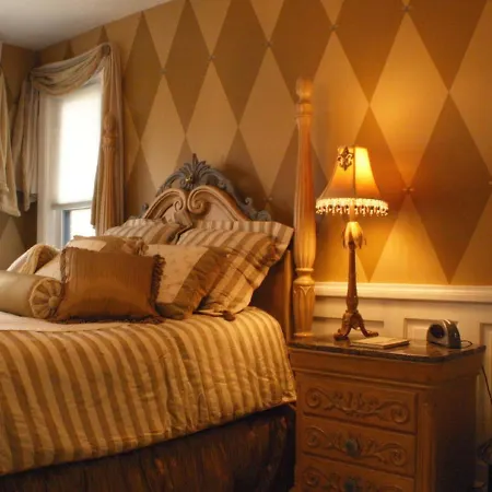 Gaslight Bed & Breakfast-2